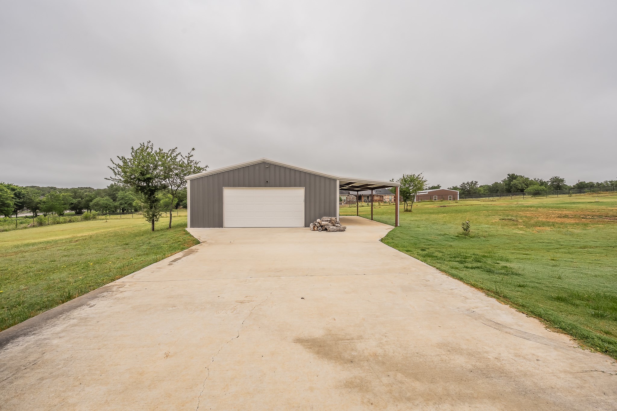 112 Oaks Springs Lane Weatherford TX 76087