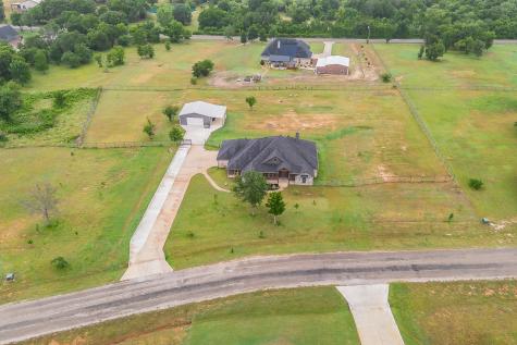 112 Oaks Springs Lane Weatherford TX 76087