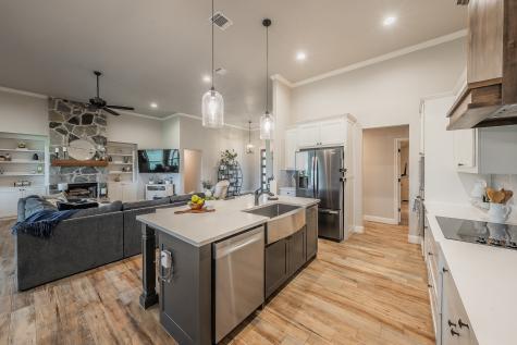 112 Oaks Springs Lane Weatherford TX 76087