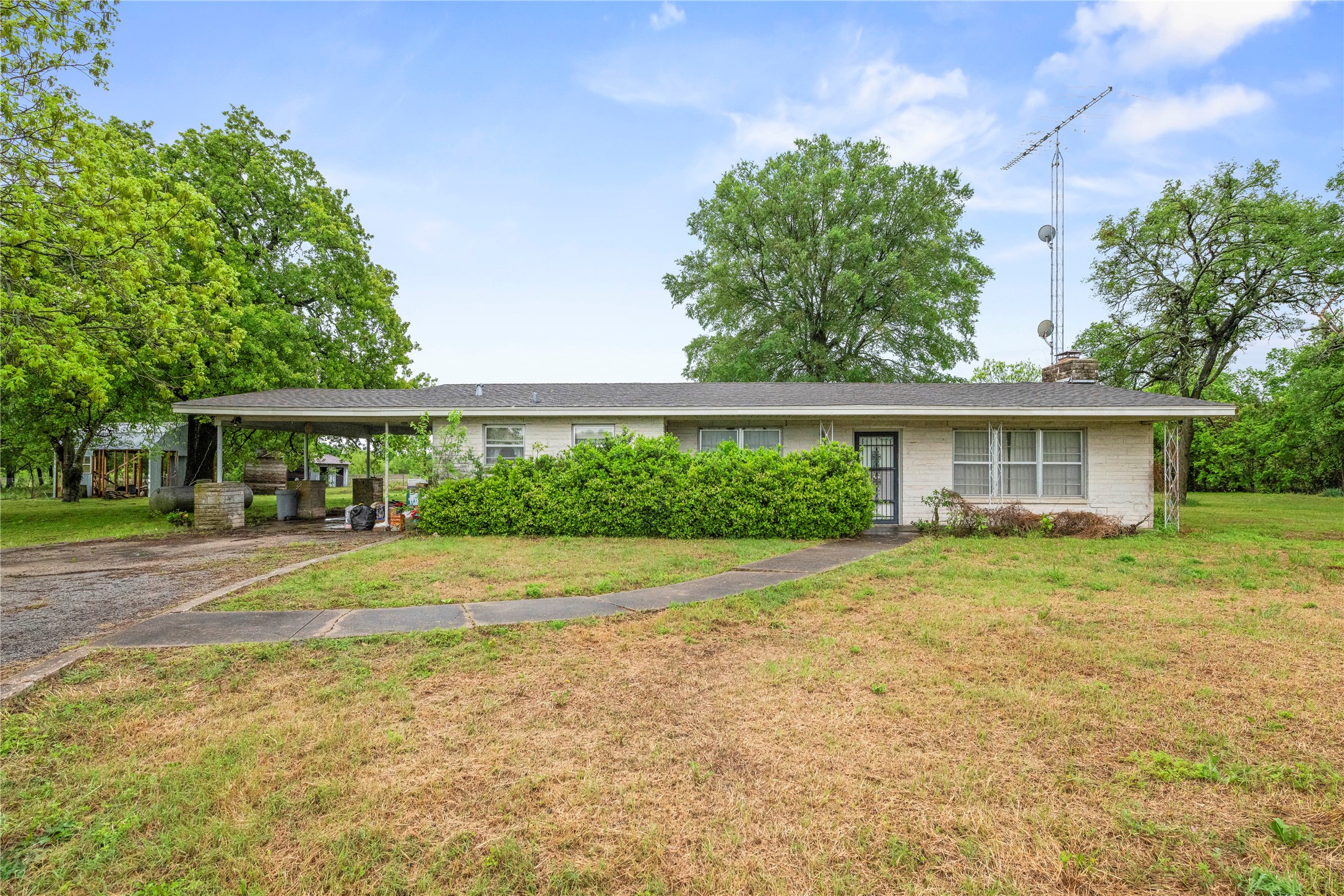 1000 Mcdonald Lane Bellmead TX 76705