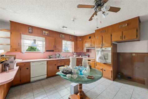 1000 Mcdonald Lane Bellmead TX 76705