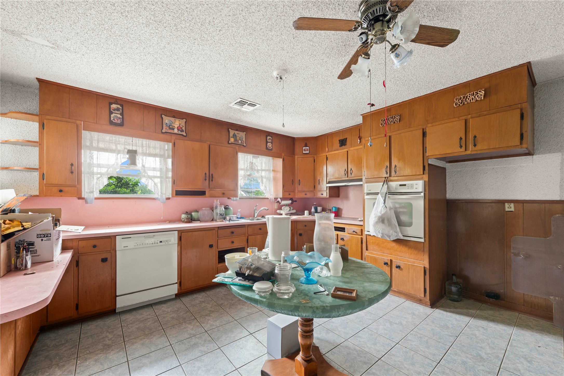1000 Mcdonald Lane Bellmead TX 76705