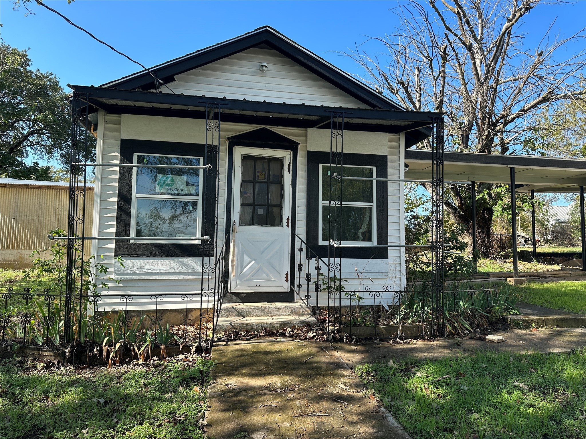 716 N Mesquite Street Hico TX 76457