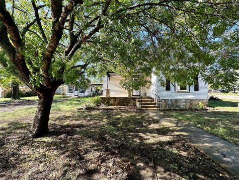 716 N Mesquite Street Hico TX 76457