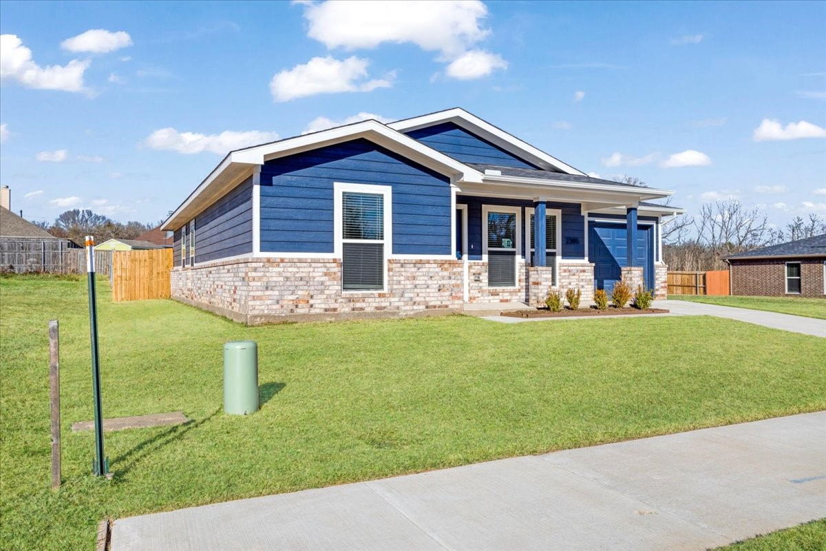 2385 Miller Street Denison TX 75020