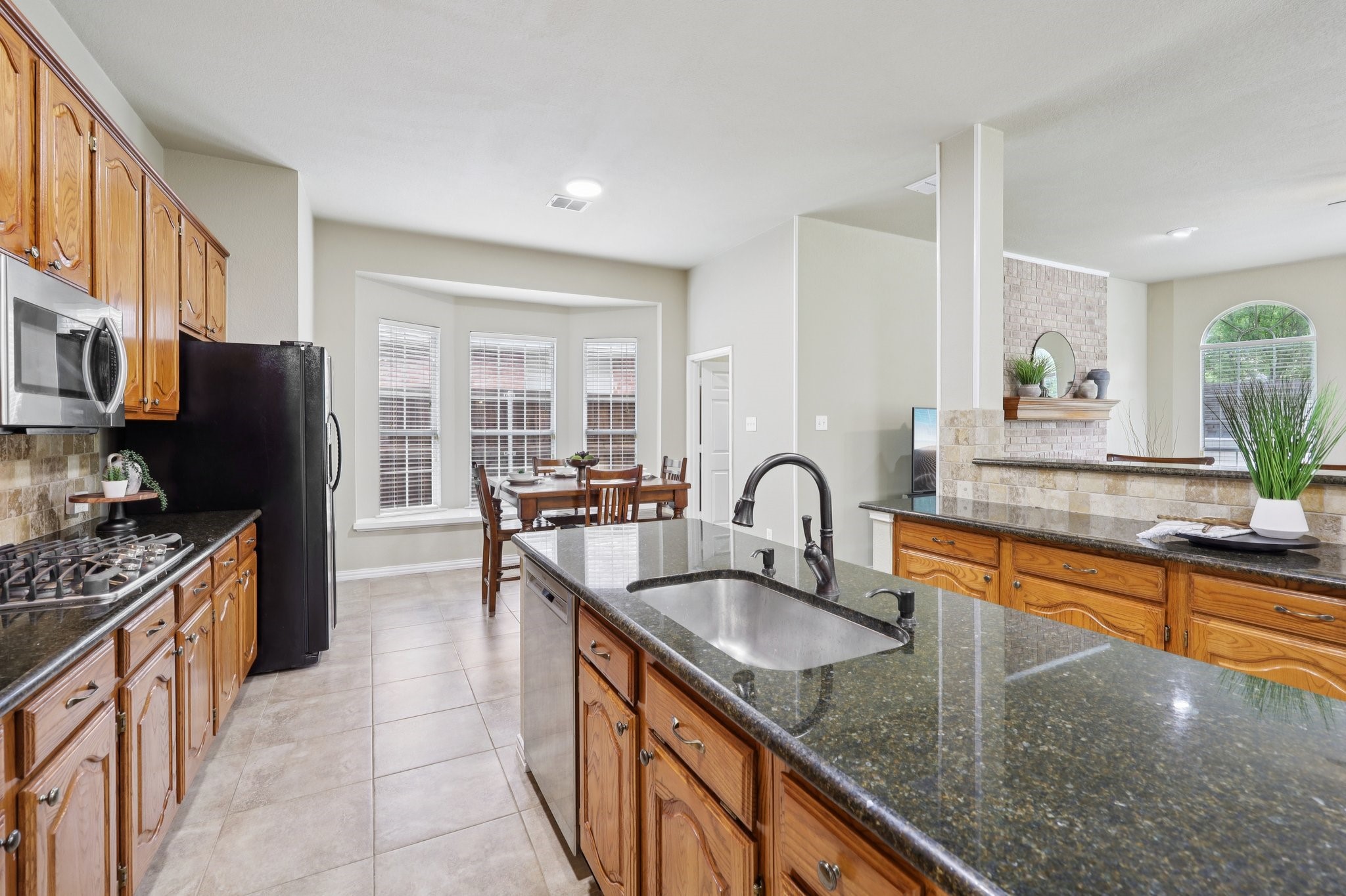 621 Tealwood Lane Flower Mound TX 75028