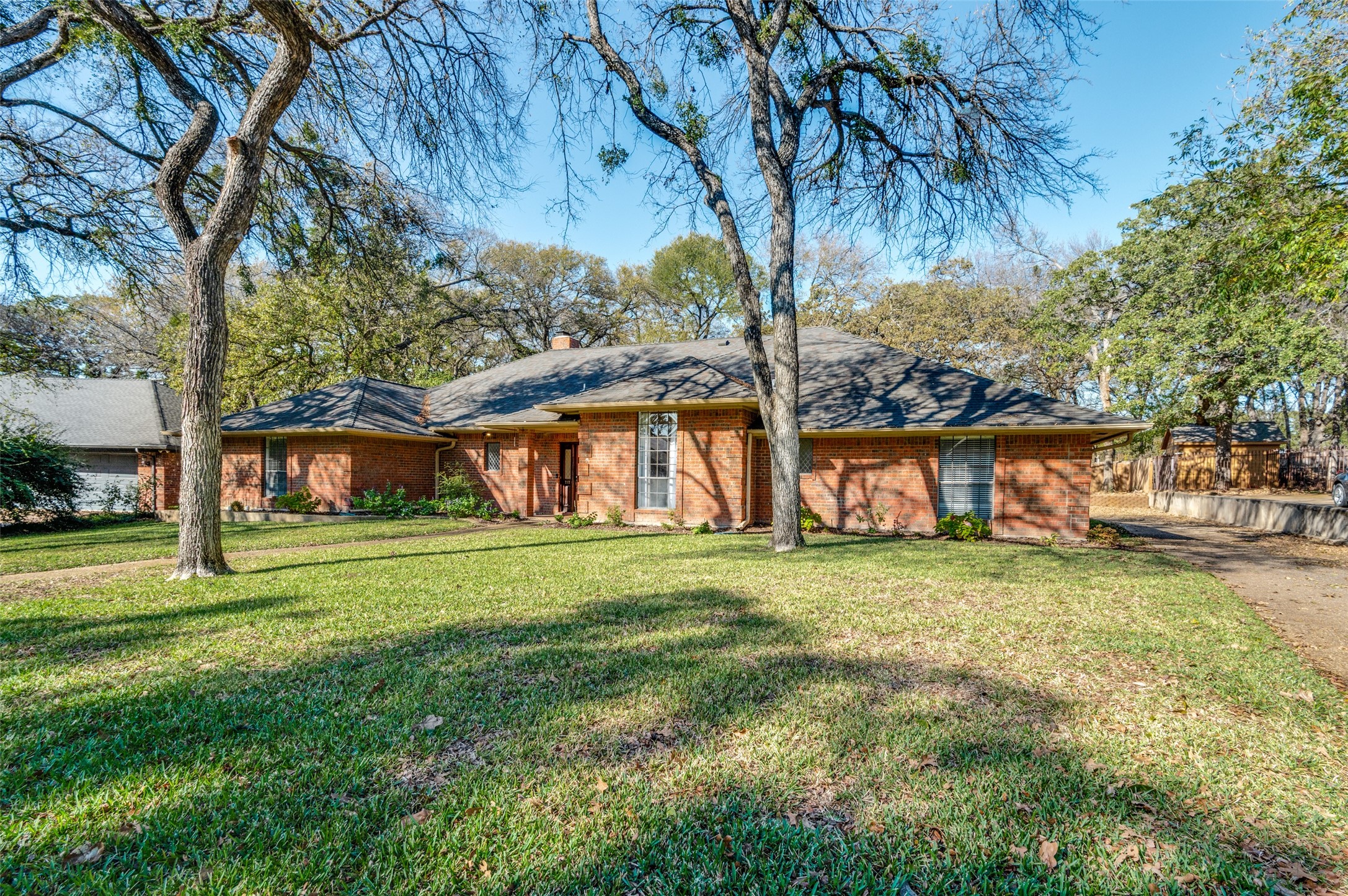 737 Newport Road Fort Worth TX 76120