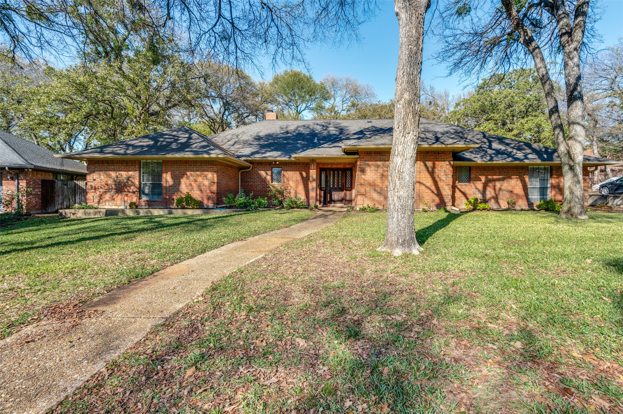 737 Newport Road Fort Worth TX 76120
