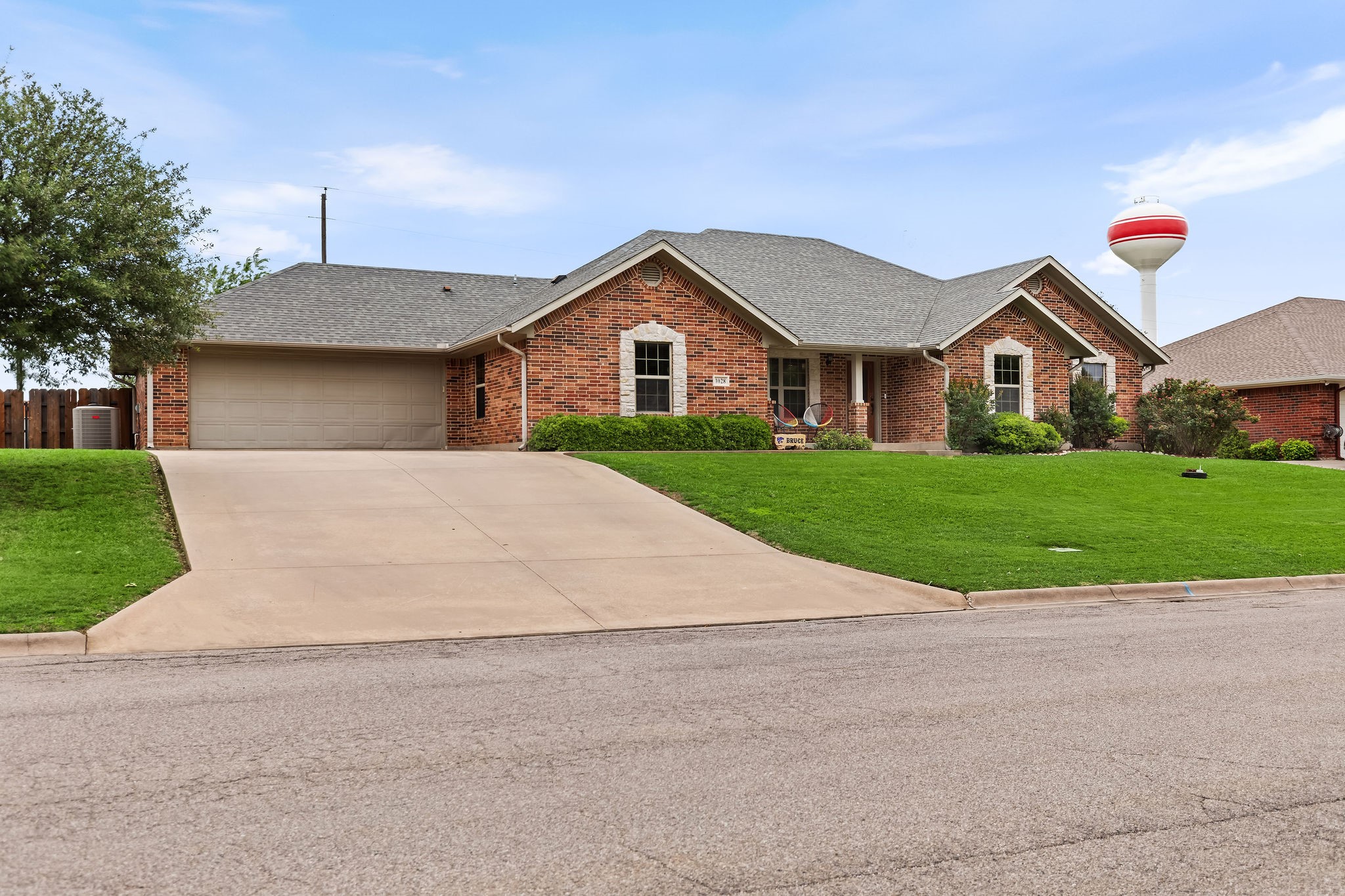 1028 N Elm Street Muenster TX 76252