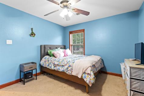 1028 N Elm Street Muenster TX 76252