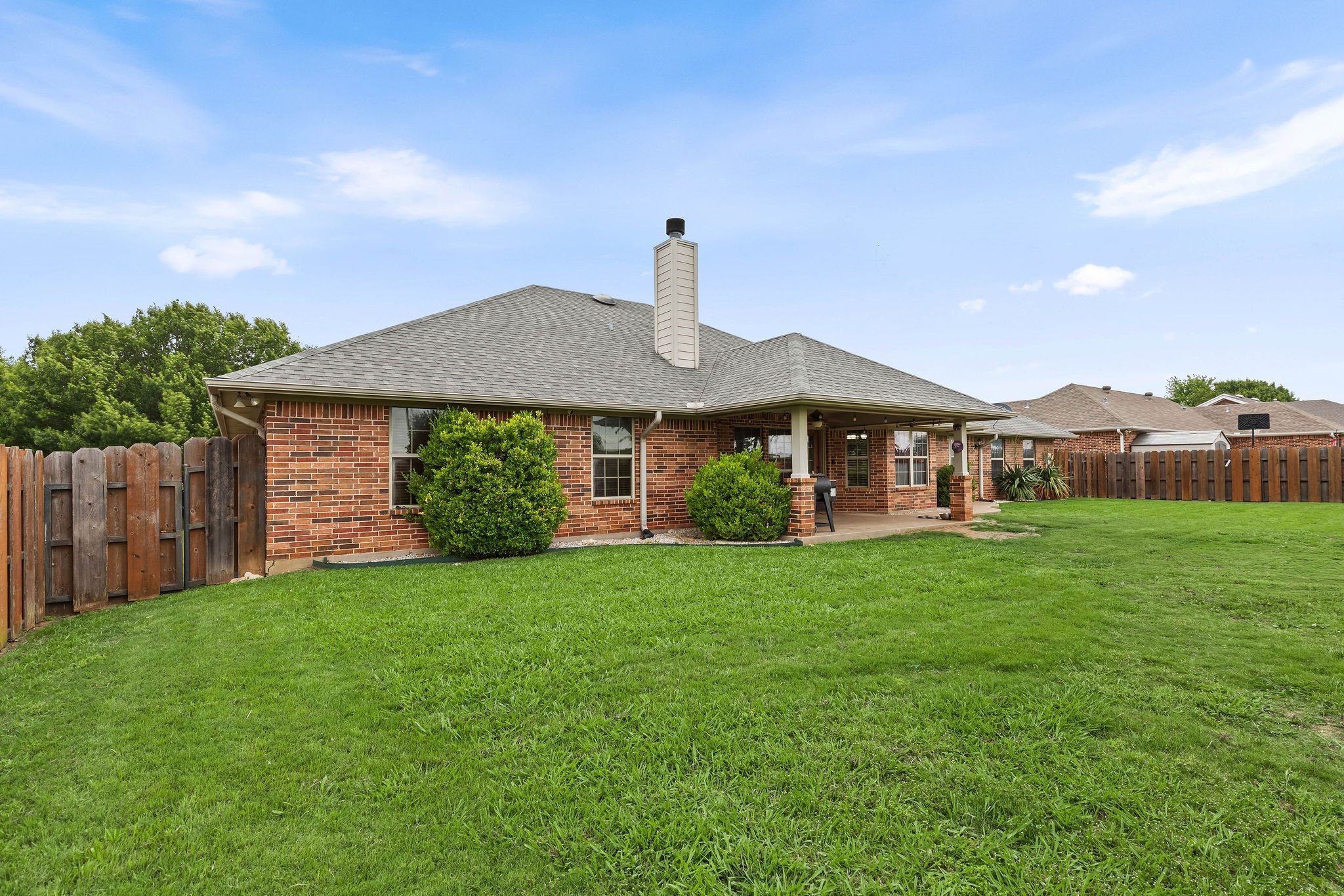 1028 N Elm Street Muenster TX 76252
