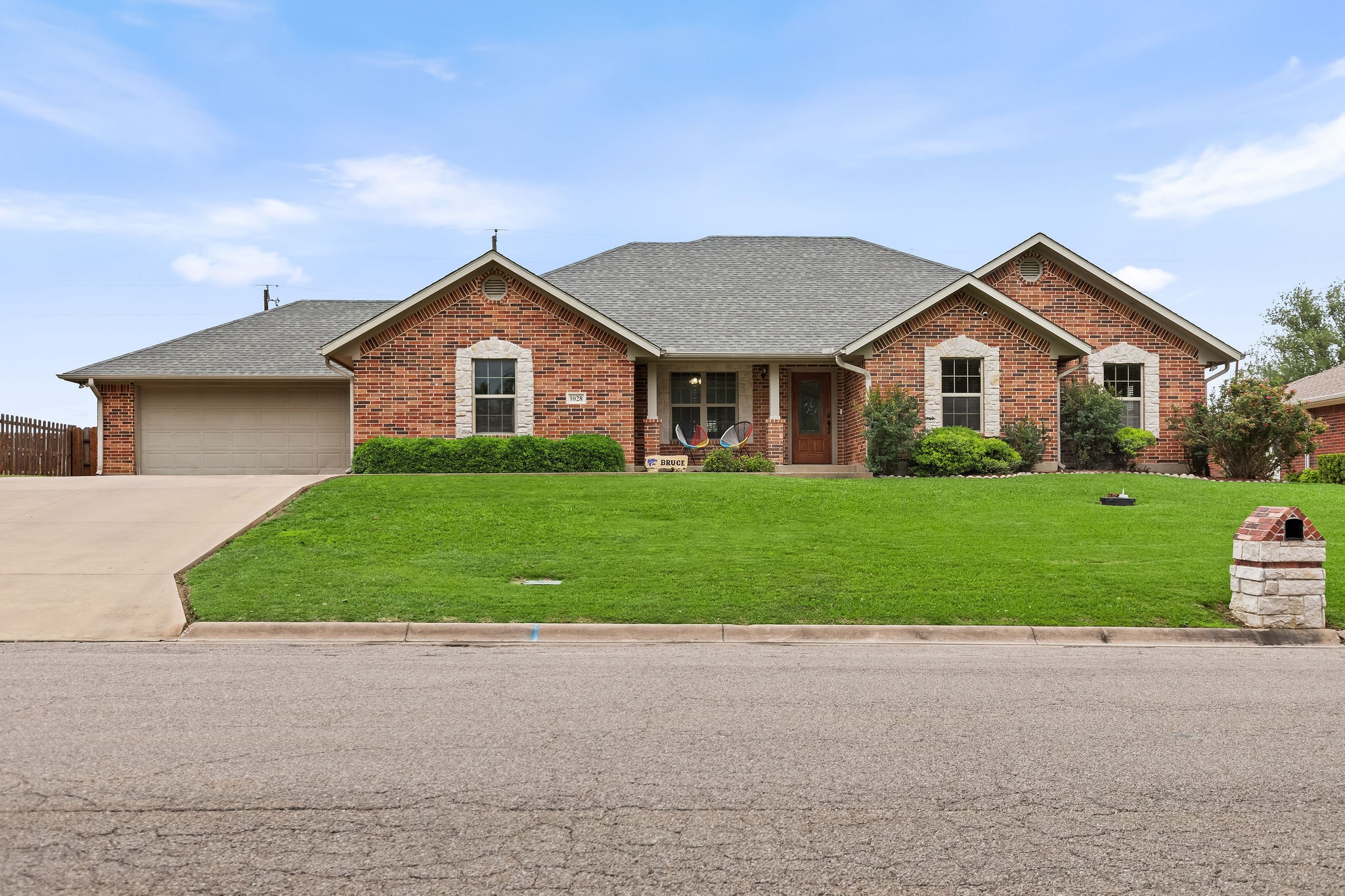 1028 N Elm Street Muenster TX 76252