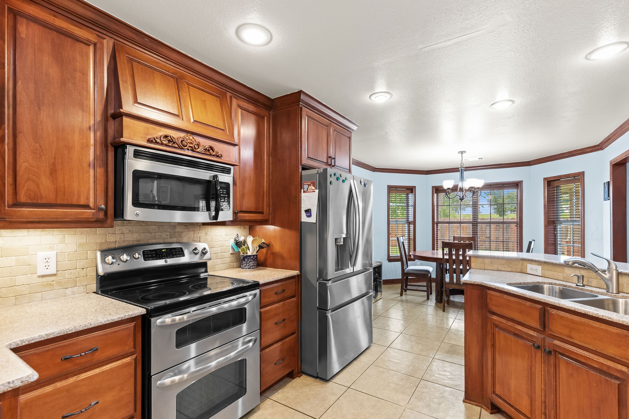 1028 N Elm Street Muenster TX 76252