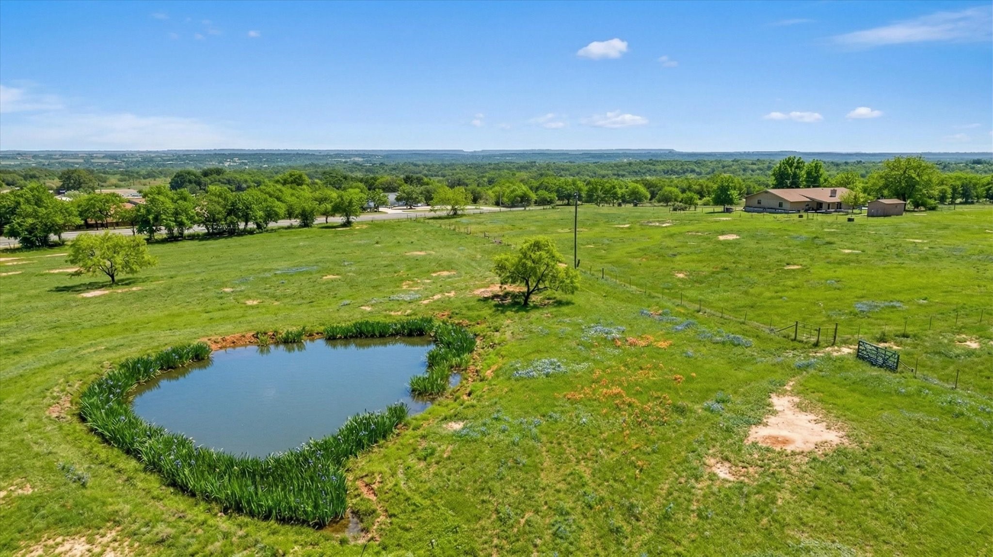 17305 N Us Highway 281 Hico TX 76457