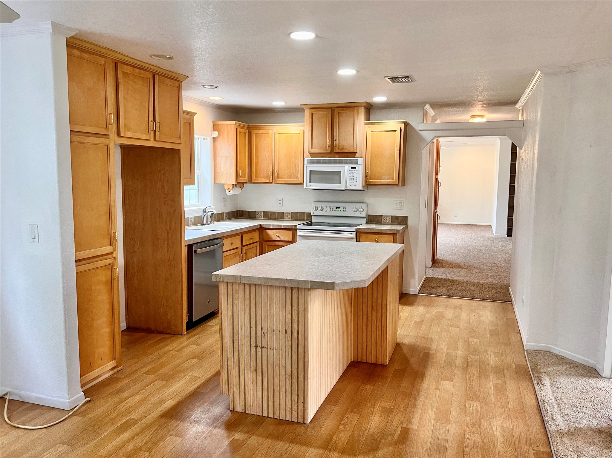 3940 Lake Shore Drive May TX 76857