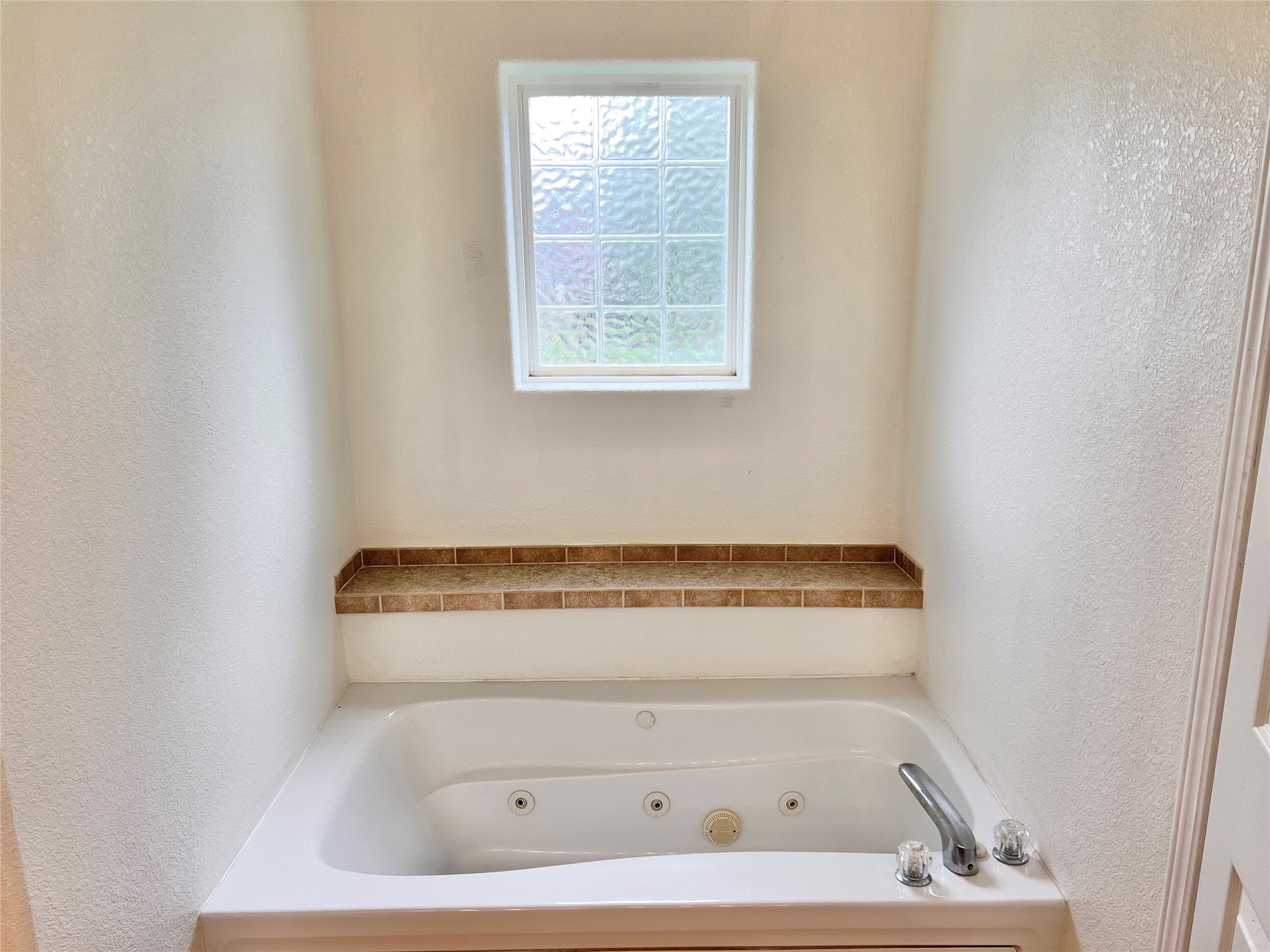 3940 Lake Shore Drive May TX 76857