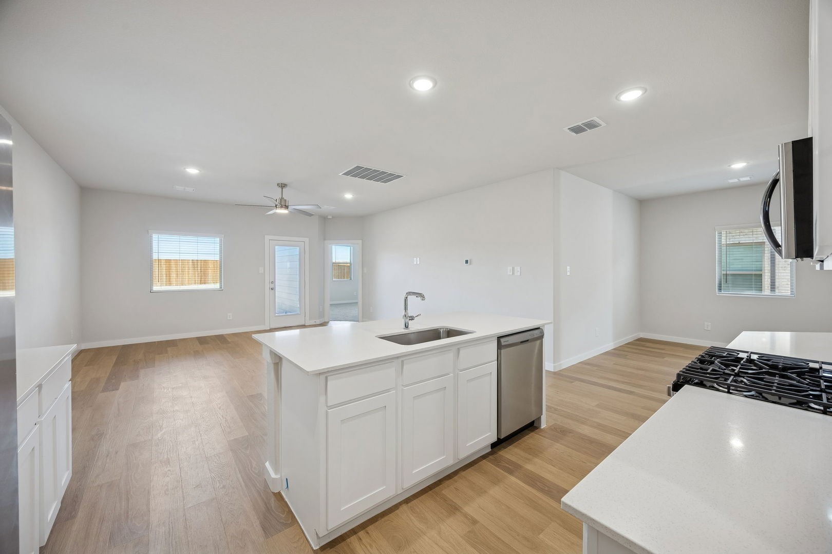 1228 Little Bridge Drive Lavon TX 75166