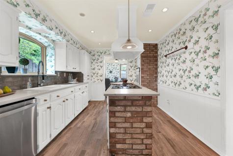 317 Faircrest Drive Garland TX 75040
