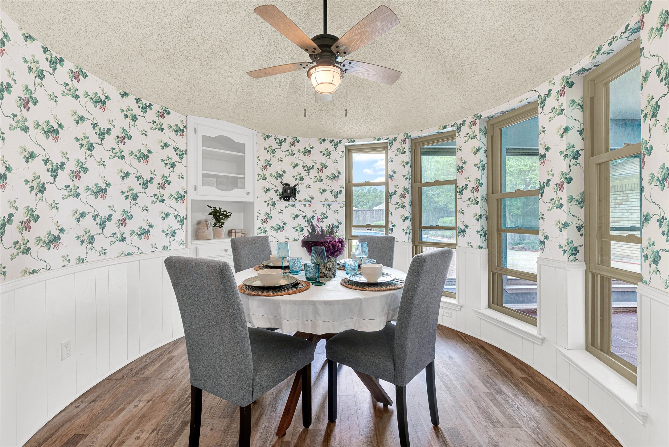 317 Faircrest Drive Garland TX 75040