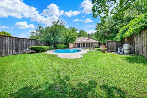 317 Faircrest Drive Garland TX 75040
