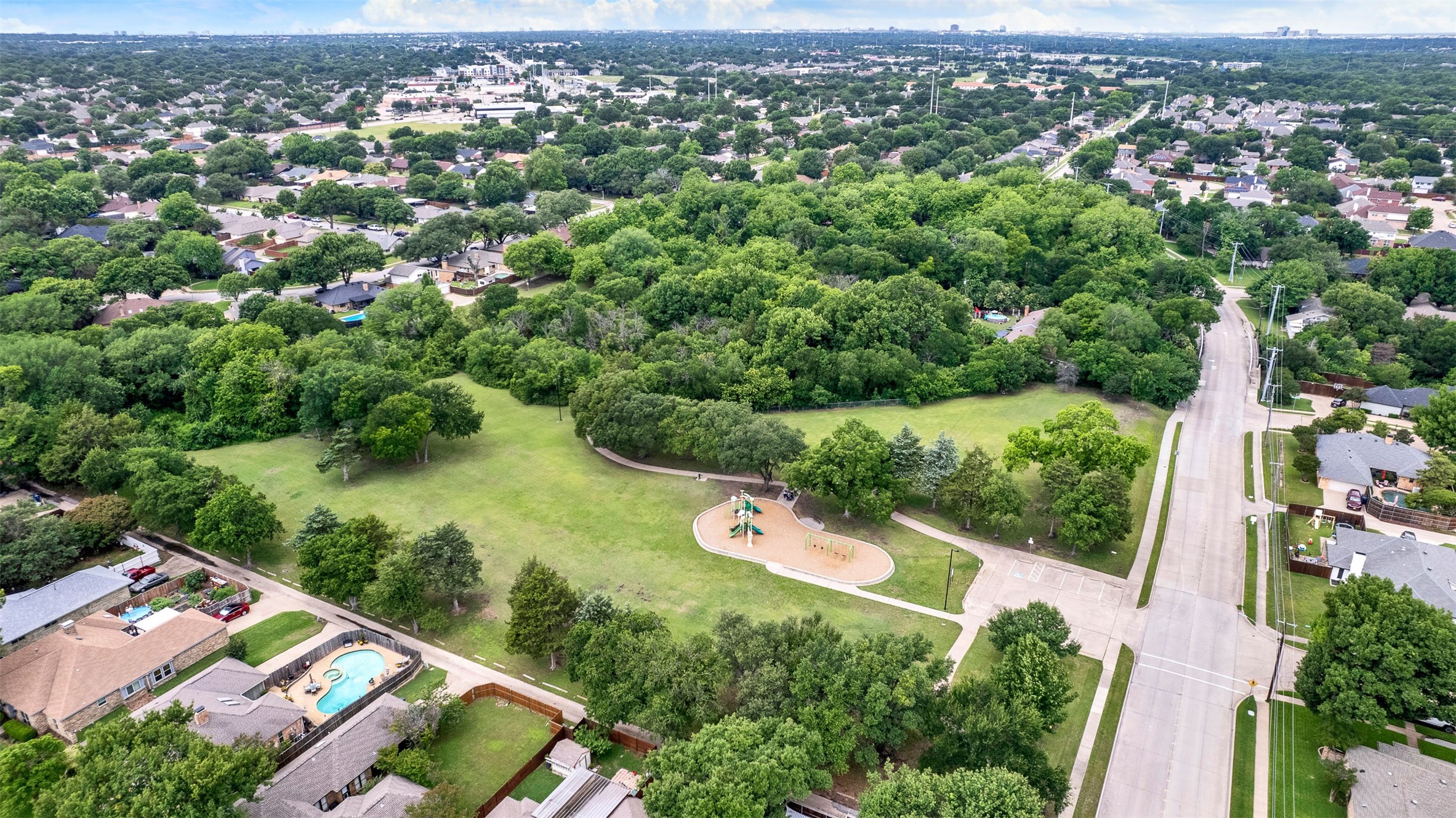 317 Faircrest Drive Garland TX 75040