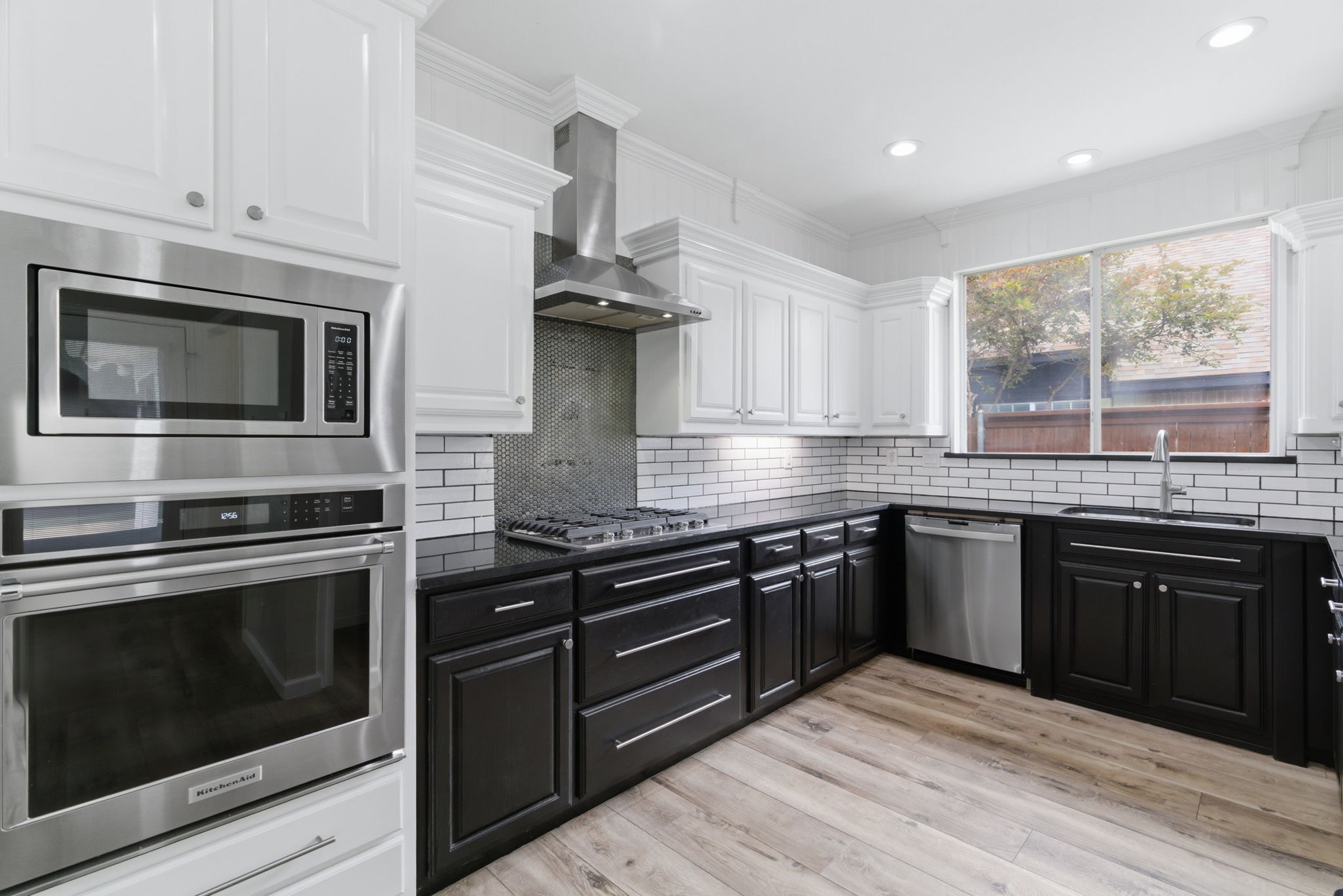 8 Waterwood Court Mansfield TX 76063