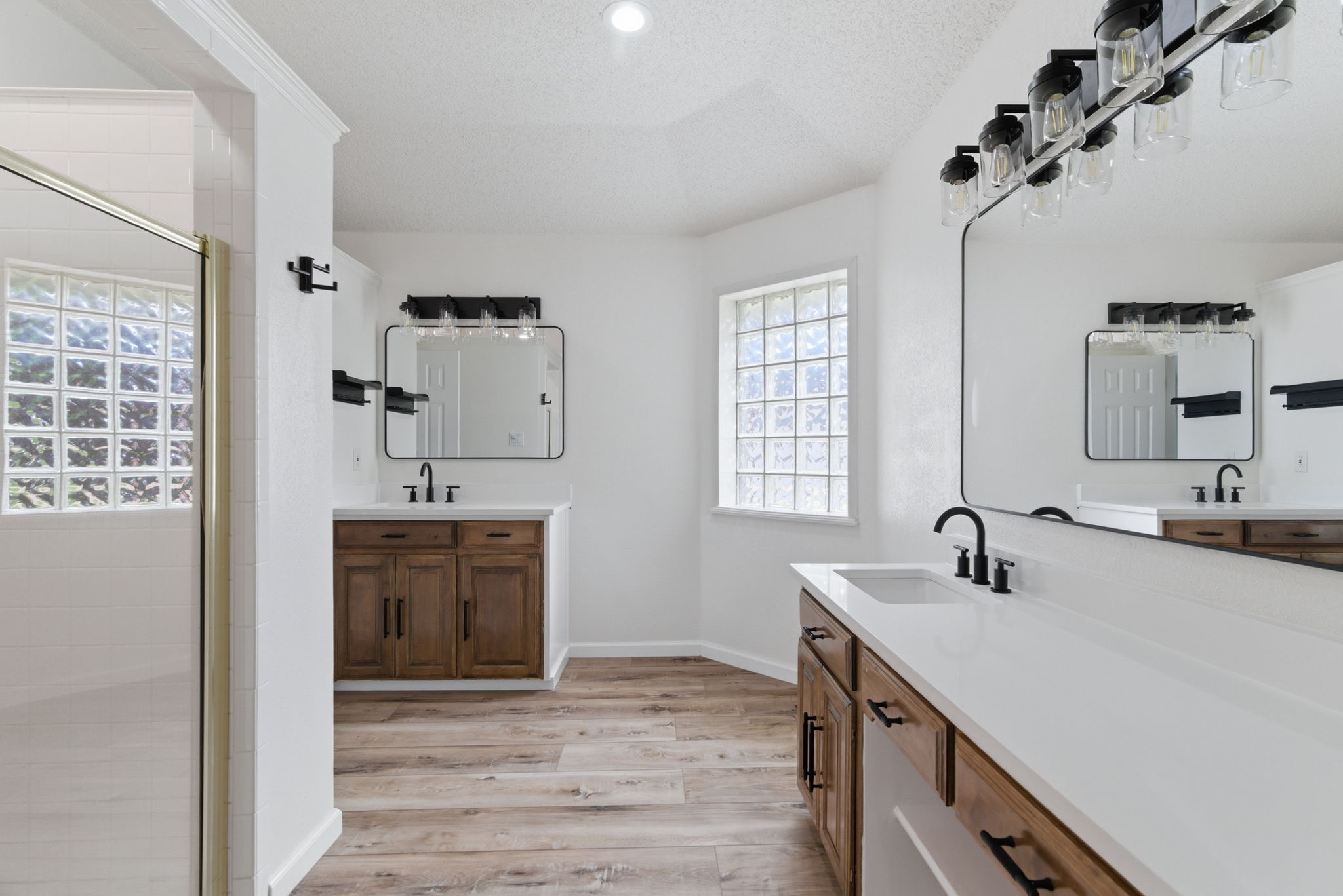 8 Waterwood Court Mansfield TX 76063