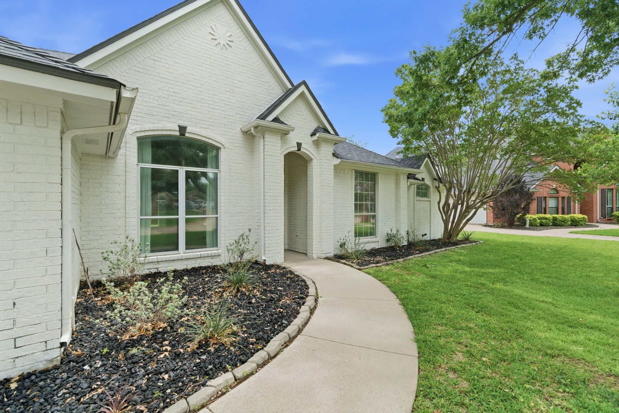 8 Waterwood Court Mansfield TX 76063