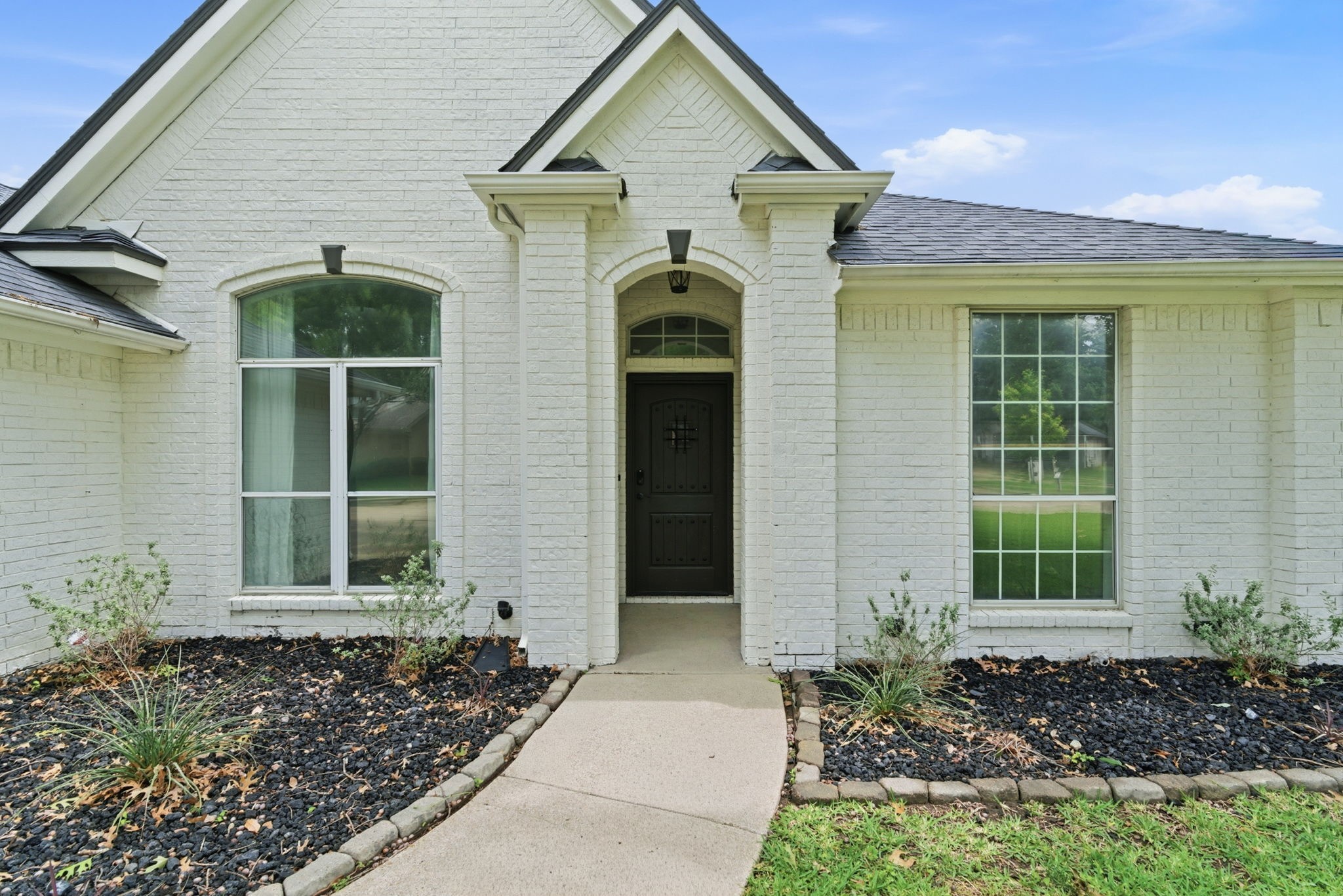8 Waterwood Court Mansfield TX 76063
