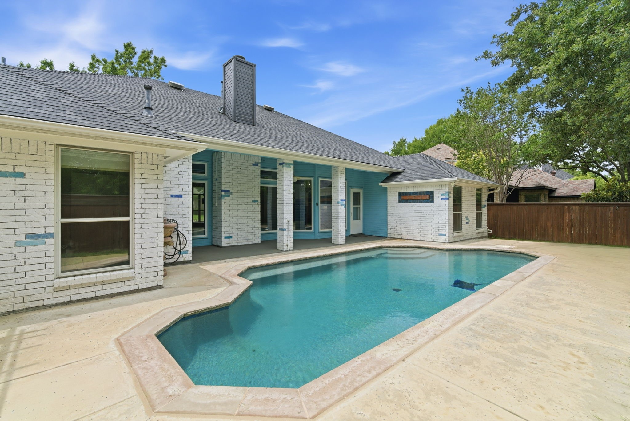8 Waterwood Court Mansfield TX 76063