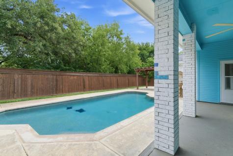 8 Waterwood Court Mansfield TX 76063