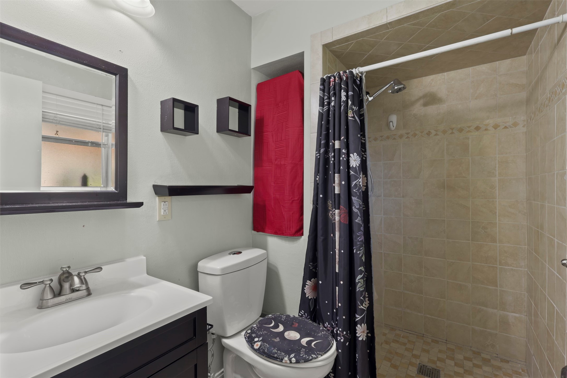 409 Colonial Drive Garland TX 75043