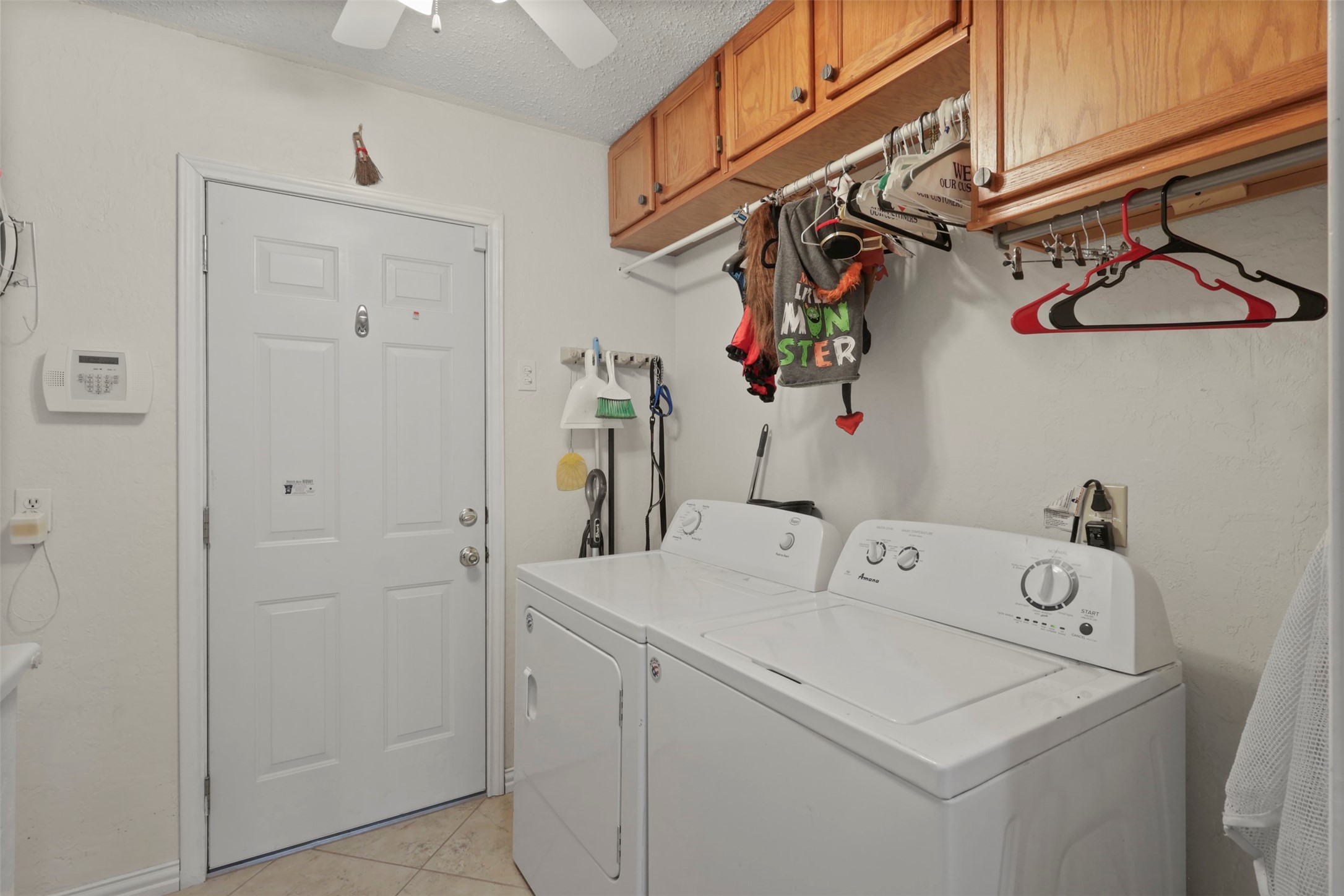 409 Colonial Drive Garland TX 75043