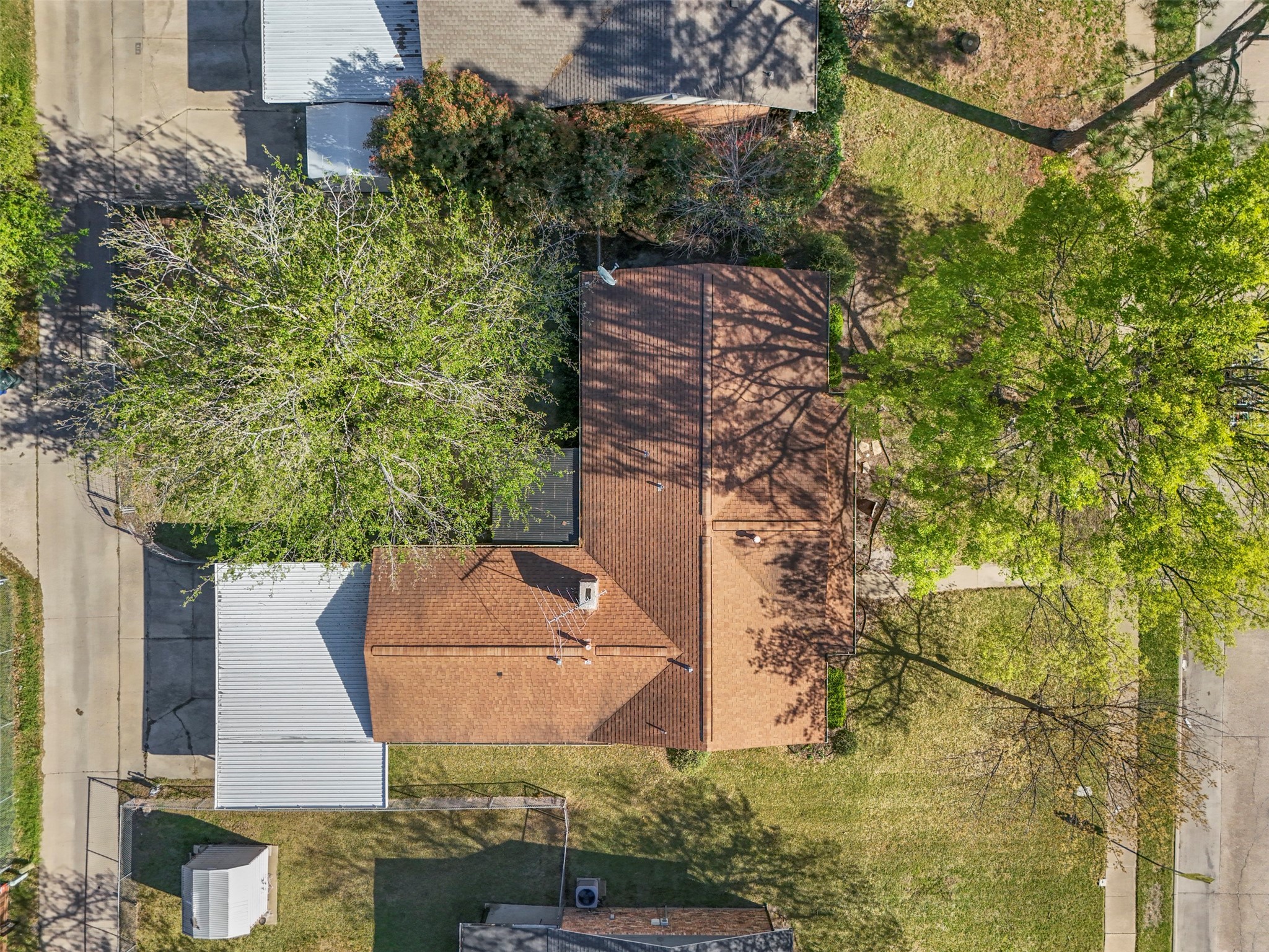 409 Colonial Drive Garland TX 75043