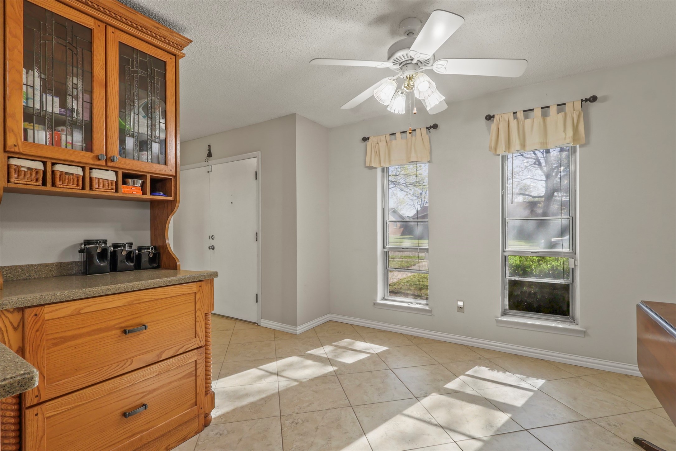 409 Colonial Drive Garland TX 75043