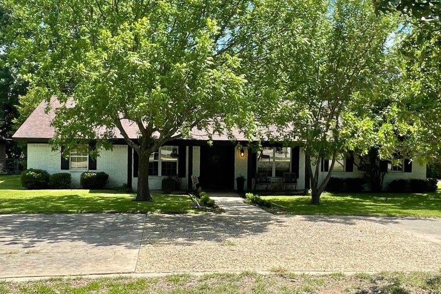 603 Oakpark Drive Brownwood TX 76801