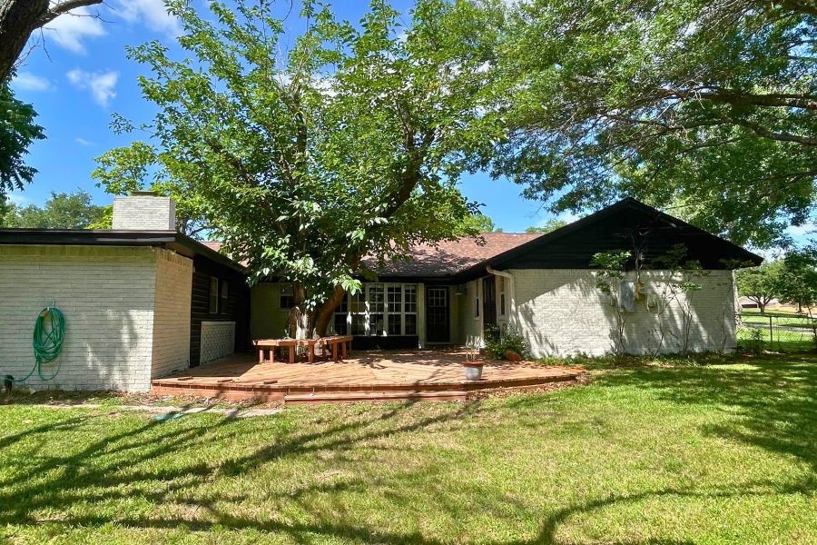 603 Oakpark Drive Brownwood TX 76801