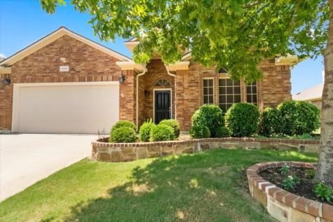 1407 Deer Hollow Drive Arlington TX 76002