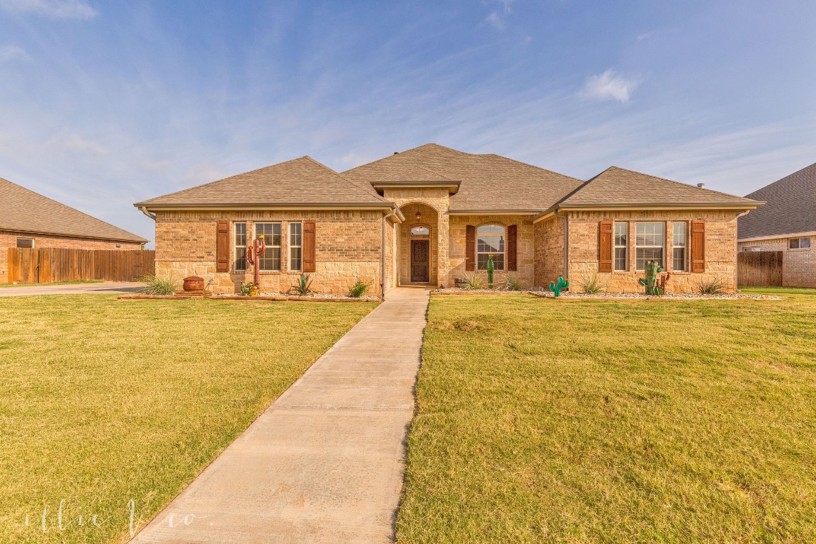 242 Magnum Street Tuscola TX 79562