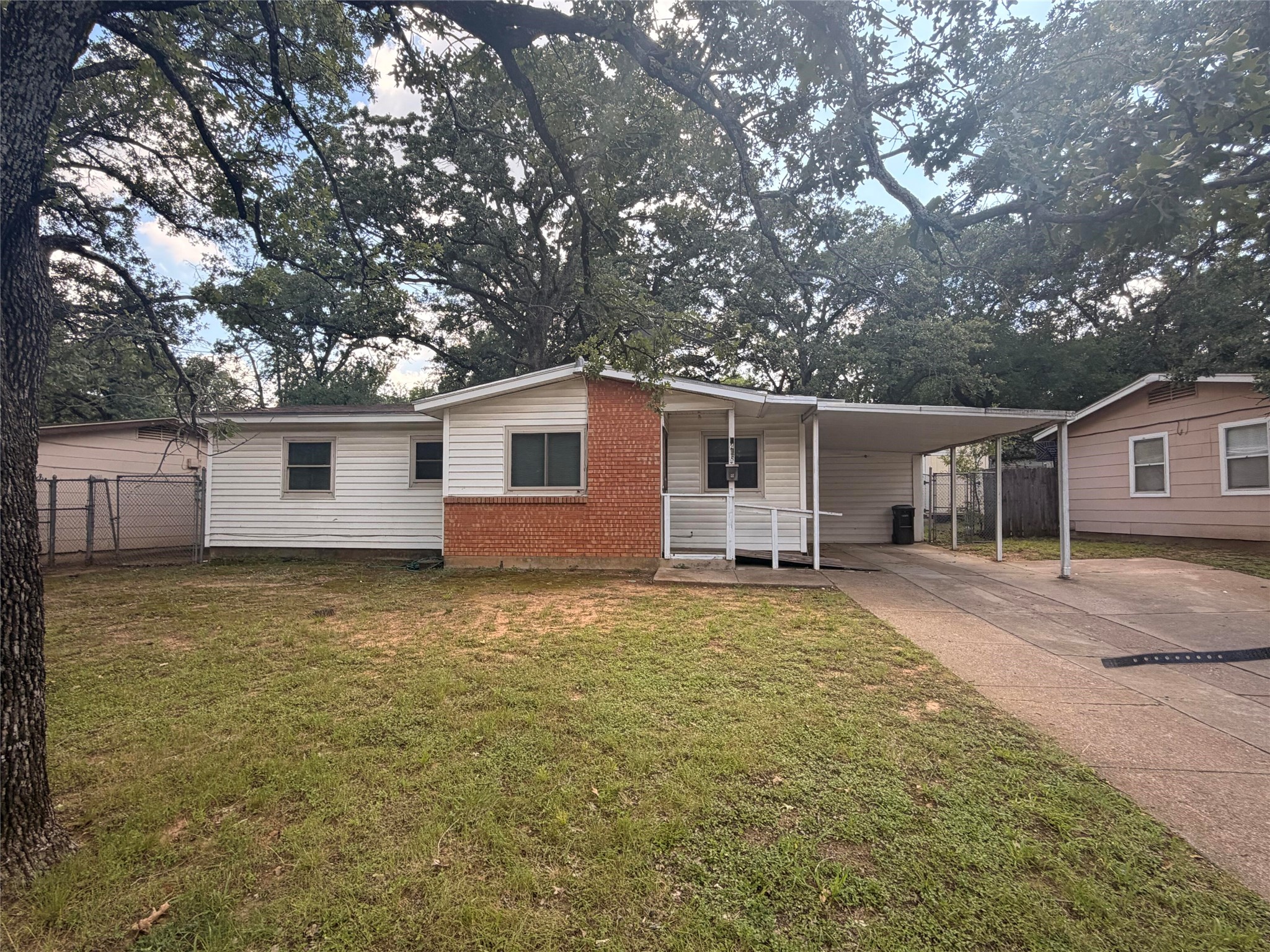 6416 Ava Court Drive Fort Worth TX 76112