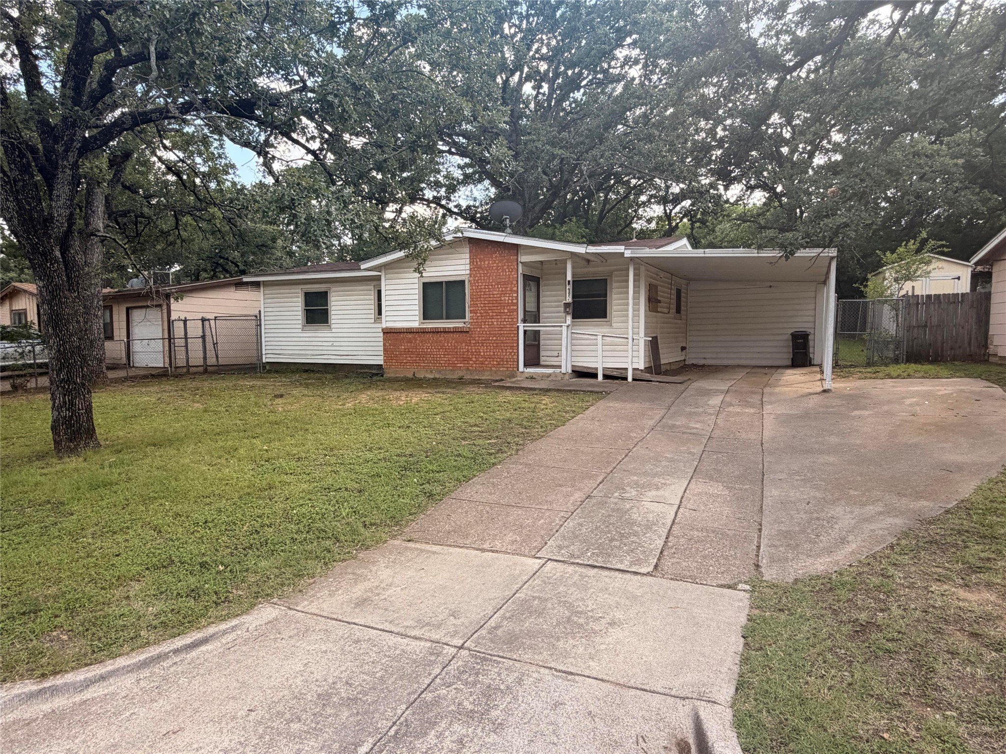 6416 Ava Court Drive Fort Worth TX 76112