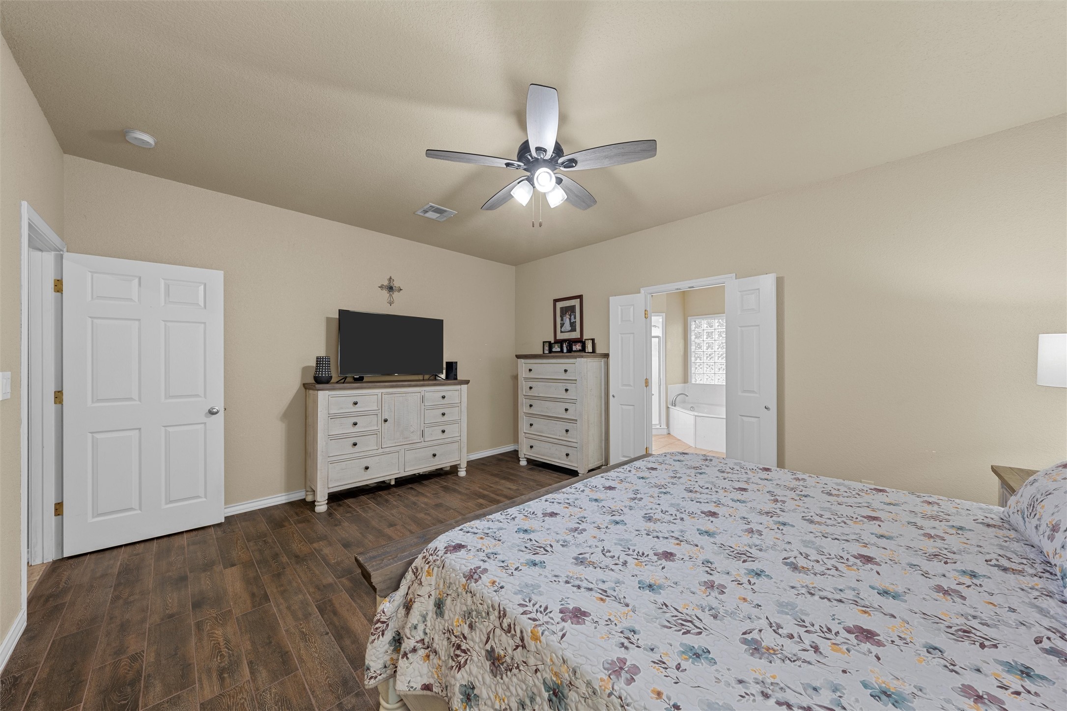 330 N Quail Run Drive West TX 76691