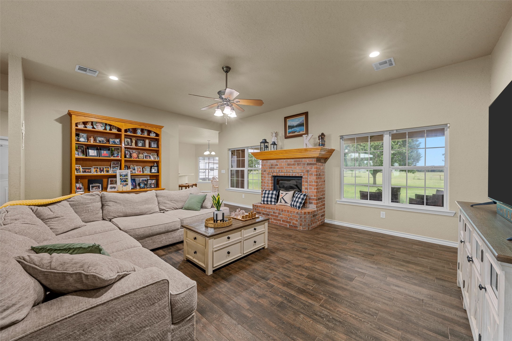 330 N Quail Run Drive West TX 76691