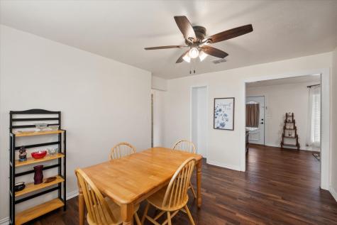 729 SW Sunnybrook Drive Burleson TX 76028