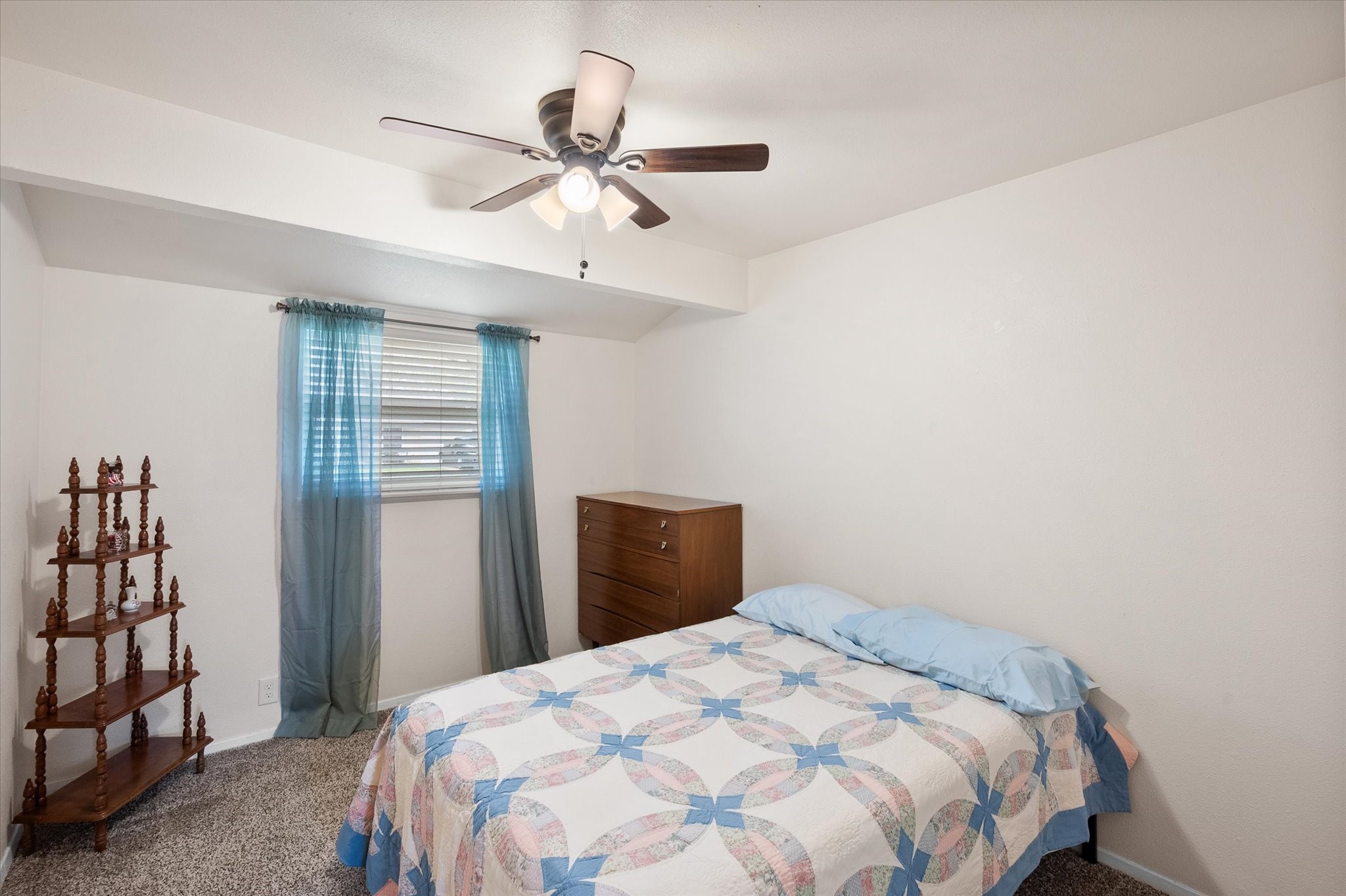 729 SW Sunnybrook Drive Burleson TX 76028