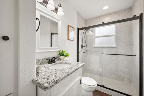 729 SW Sunnybrook Drive Burleson TX 76028