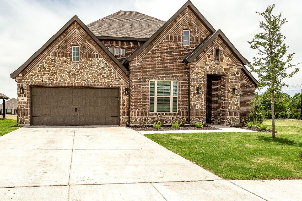 200 Johnson Street Granbury TX 76048