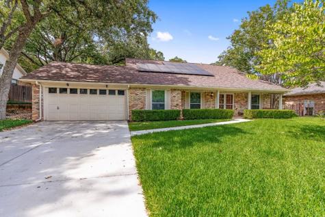 2710 Woodshire Drive Arlington TX 76016