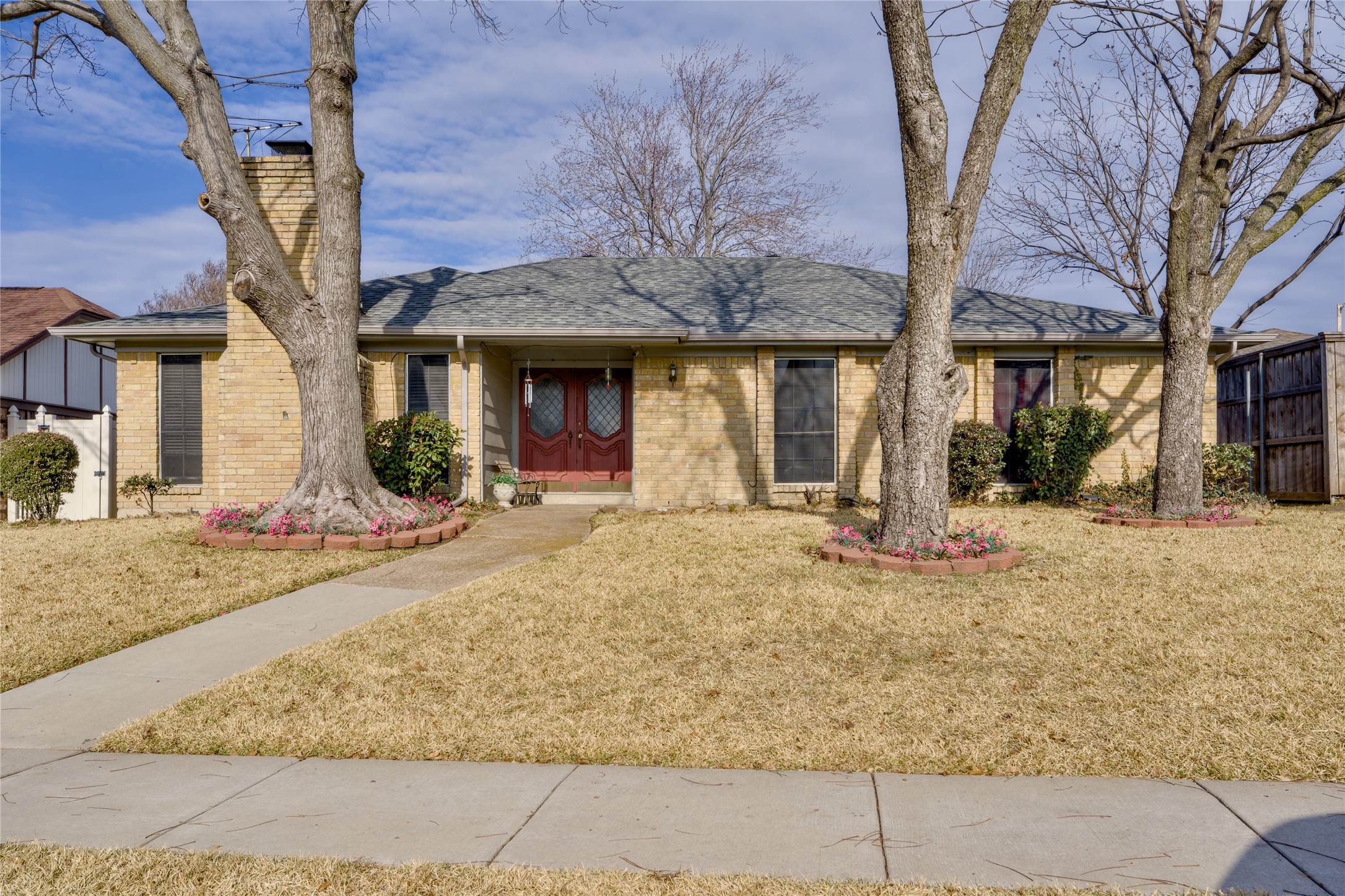 729 Maple Glen Drive Garland TX 75043