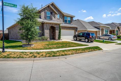 1901 Highlander Court Fort Worth TX 76120